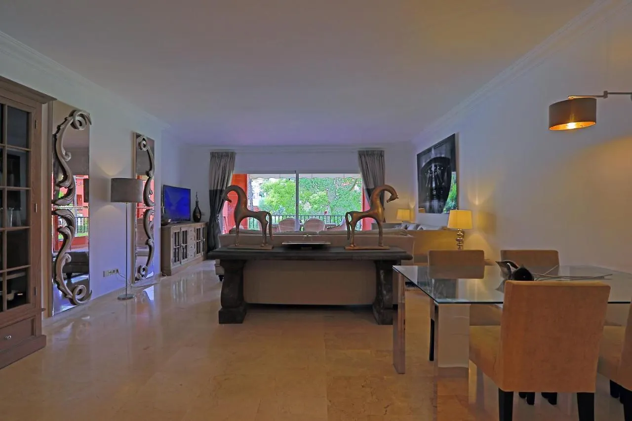 R08 Mijas Golf Apartment