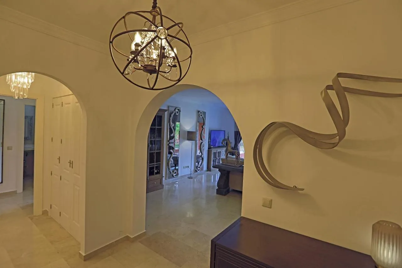 R08 Mijas Golf Apartment