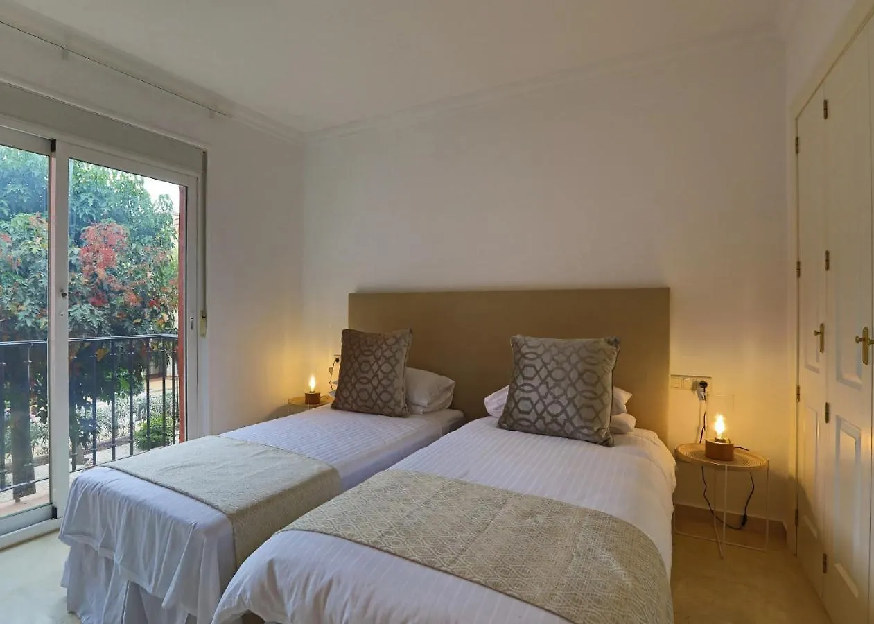 R08 Mijas Golf Apartment